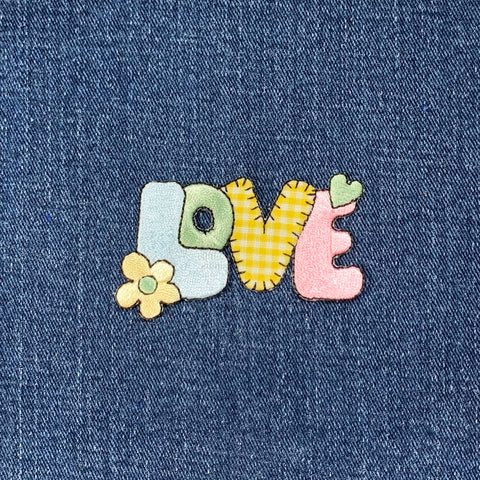 Gingham Love Applique Patch - Embroidered Daisy Flower & Heart Badge 2.5" (Iron On)