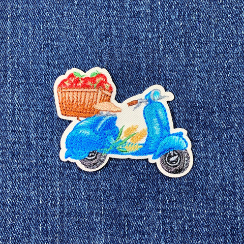 Motor Scooter Applique Patch - Embroidered Apple Fruit Basket Moped Badge 2-1/4" (Iron On)
