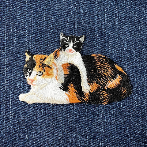 Cat & Kitten Applique Patch - Embroidered Calico Pet Animal Badge 3-3/8" (Iron On)
