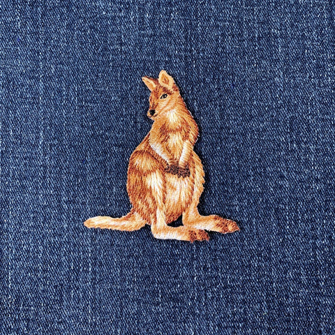 Kangaroo Applique Patch - Embroidered Australian Animal Wallaroo Wallaby Badge 2-5/8" (Iron On)