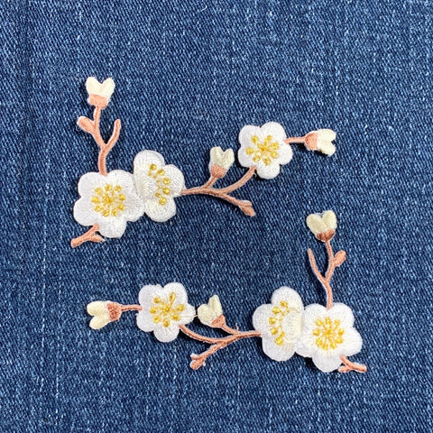 2-Pack Cherry Blossom Applique Patch Set - Embroidered Flower Badge 3-1/8" (Iron On, White)